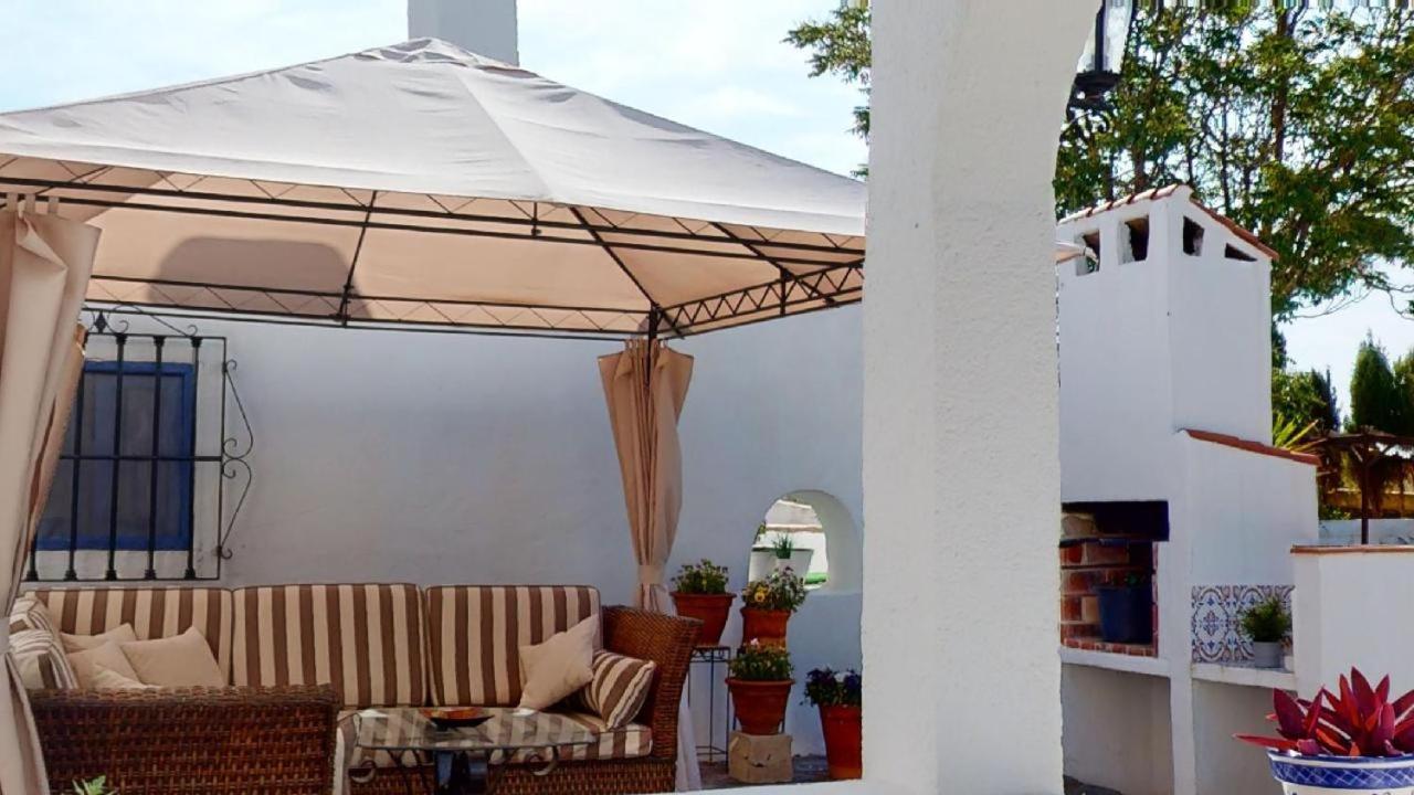 Casa Lucia Bed & Breakfast Caniles Ngoại thất bức ảnh